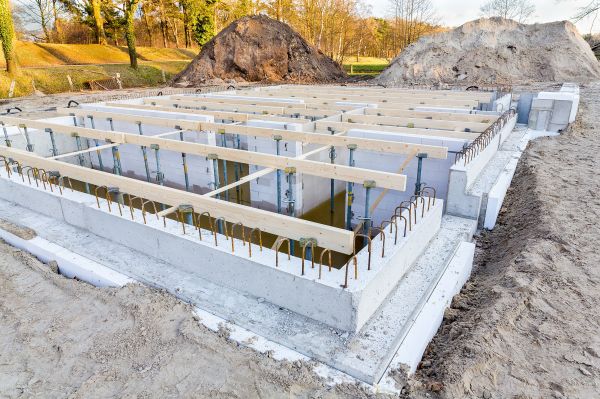 Settling Foundation Service in Oviedo