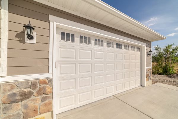 Garage Lifting in Oviedo